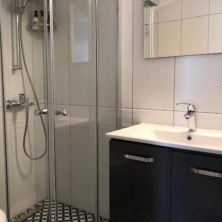 شقة Spacious With Sea View In